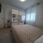Διαμέρισμα Ena *